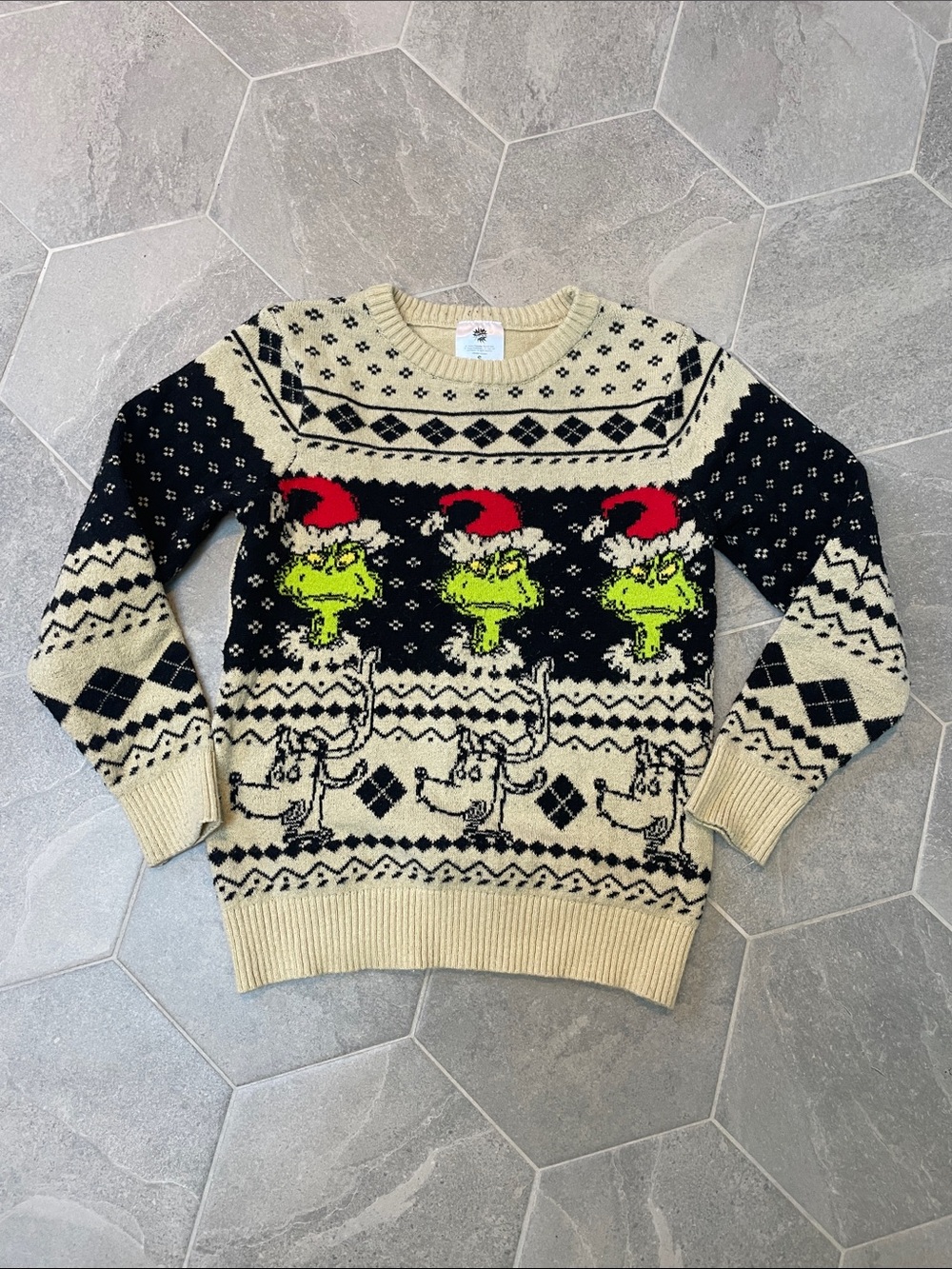 Dr. Seuss The Grinch & Max Fair Isle Christmas Sweater – Kids Size Small